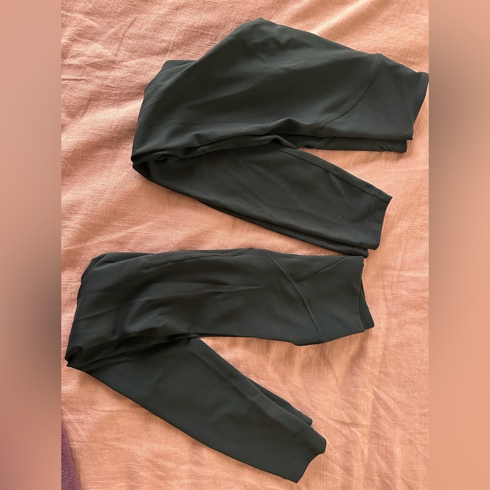 Size 2. Lululemon Instill high rise 25”